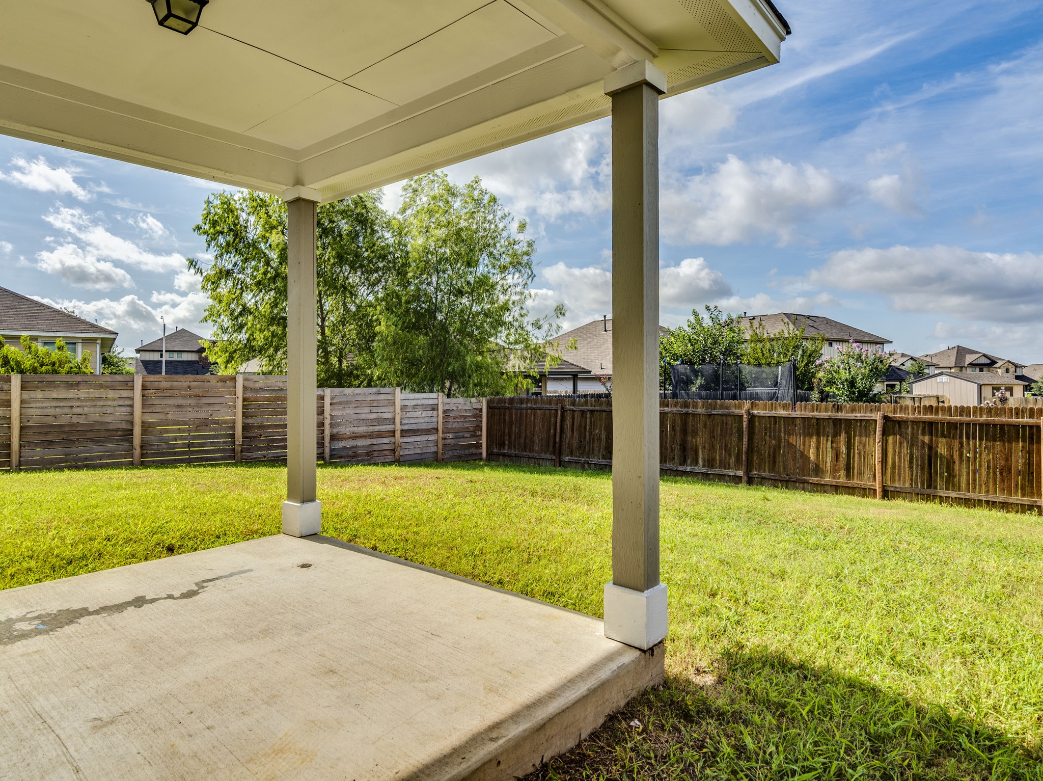 424 Wapiti Road Buda, TX 78610 - Photo 29 of 32 Gallery Image 29