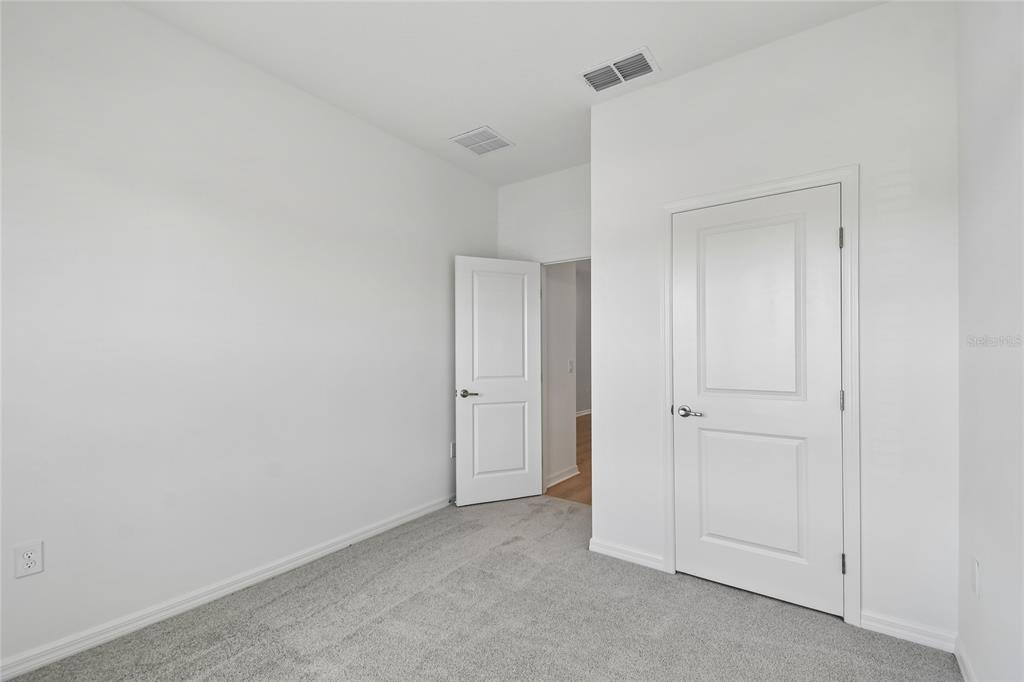5836 Native Oak Street Mount Dora, FL 32757 - Photo 24 of 39 a view of an empty room