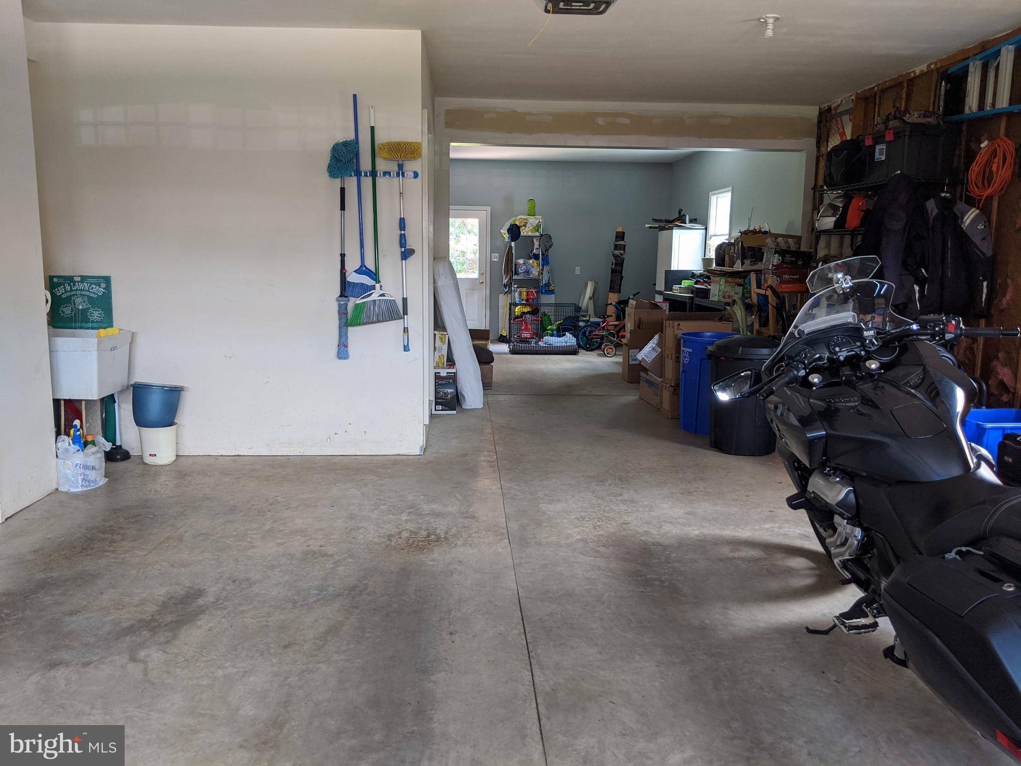 2878 Ridings Way York, PA 17408 - Photo 50 of 59 3-car garage