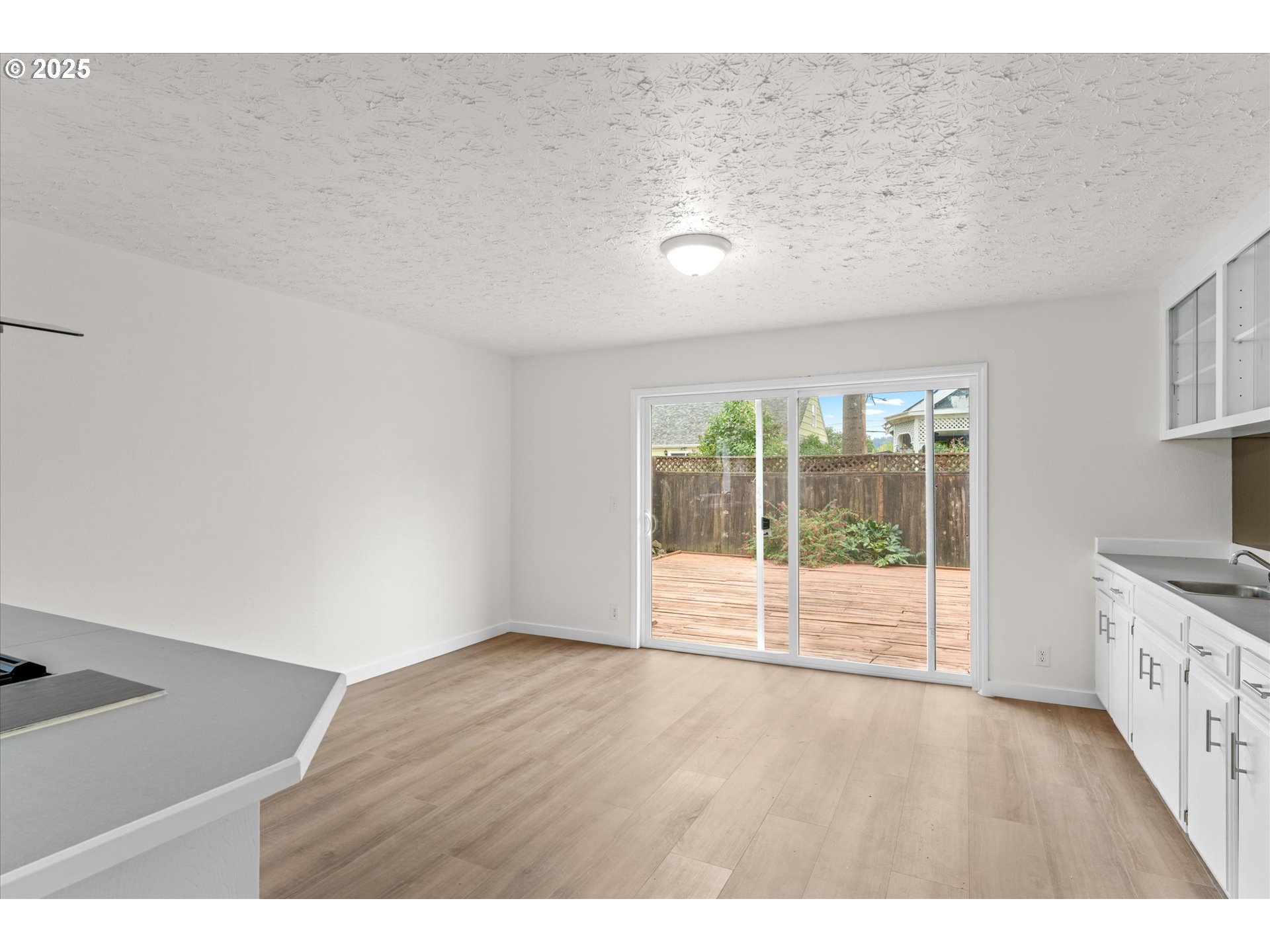 7206 North Amherst Street Portland, OR 97203 - Photo 13 of 40