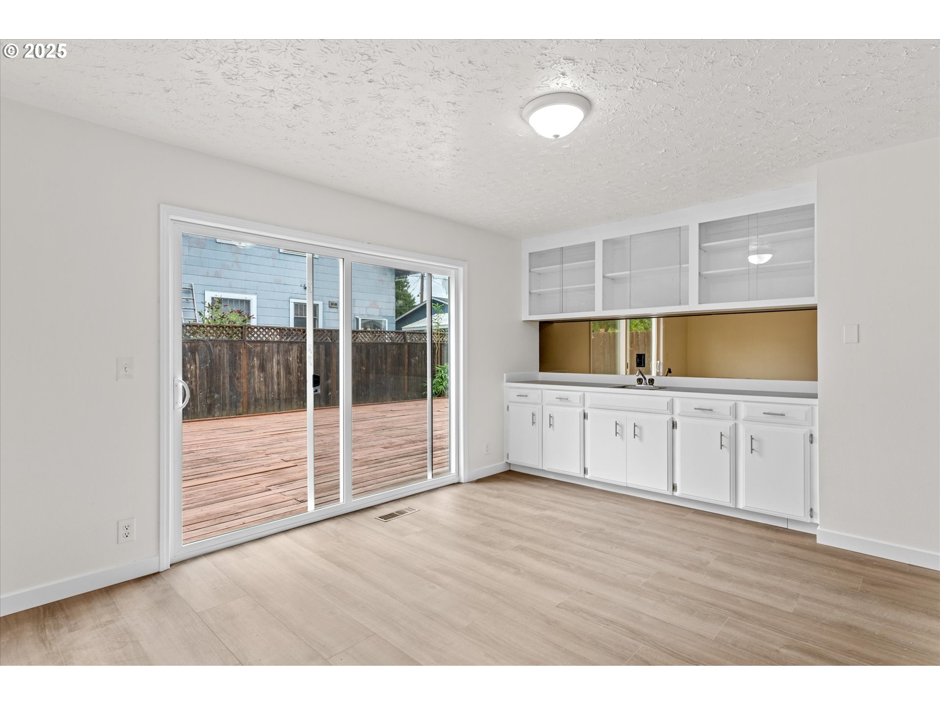 7206 North Amherst Street Portland, OR 97203 - Photo 14 of 40