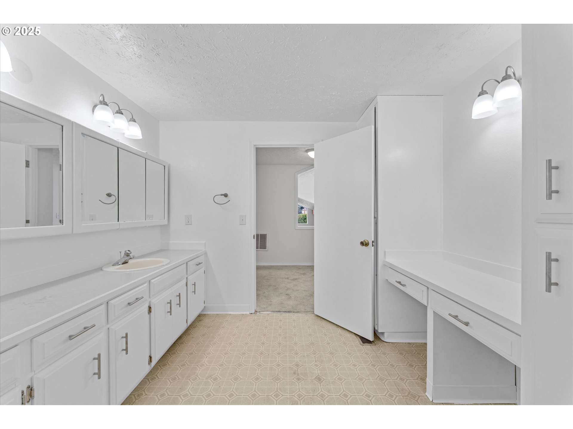 7206 North Amherst Street Portland, OR 97203 - Photo 21 of 40