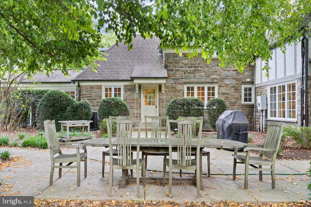 1038 Mill Rd Circle Rydal, PA 19046 - Photo 51 of 61