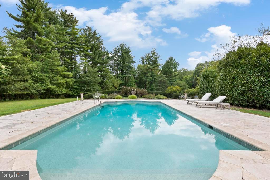 1038 Mill Rd Circle Rydal, PA 19046 - Photo 52 of 61