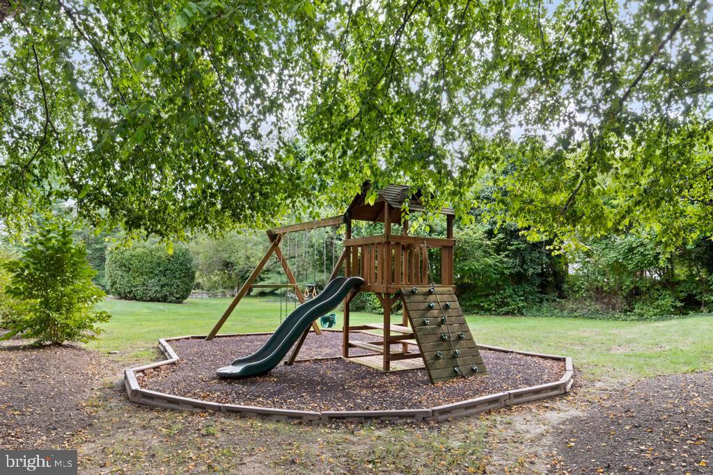 1038 Mill Rd Circle Rydal, PA 19046 - Photo 54 of 61