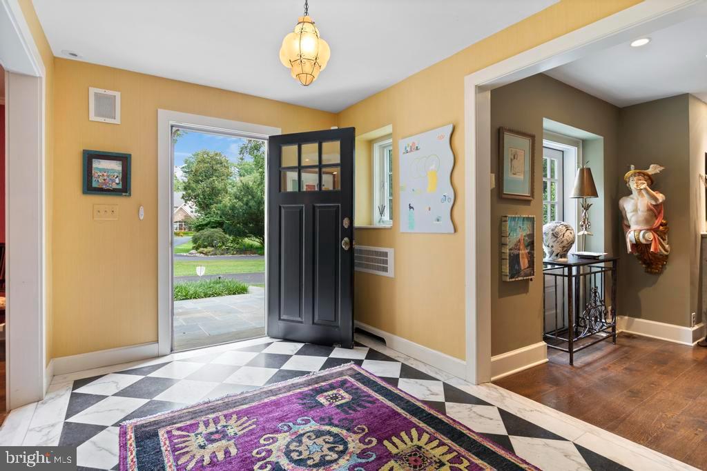 1038 Mill Rd Circle Rydal, PA 19046 - Photo 8 of 61