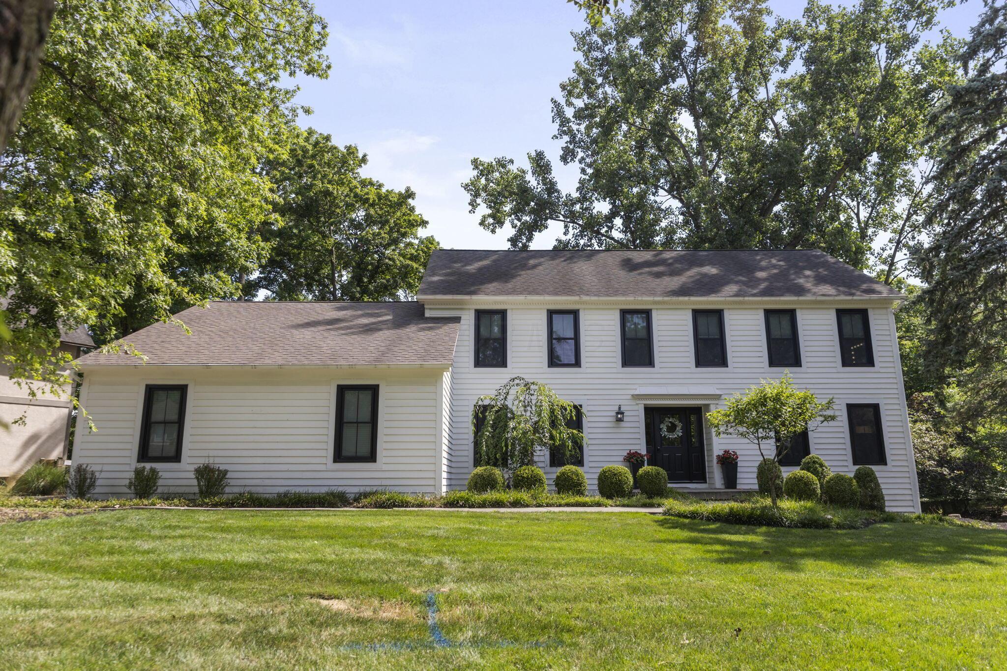 222 Beech Ridge Drive Powell, OH 43065 - Photo 2 of 82 1-web-or-mls-ID8A7390