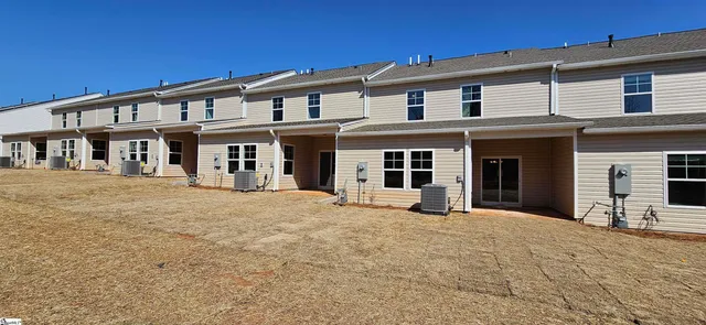 $234,000 | 3025 Olivette Place, Duncan, SC 29334