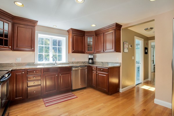 272 Depot Road Boxborough, MA 01719 - Photo 4 of 30 Gallery Image 4