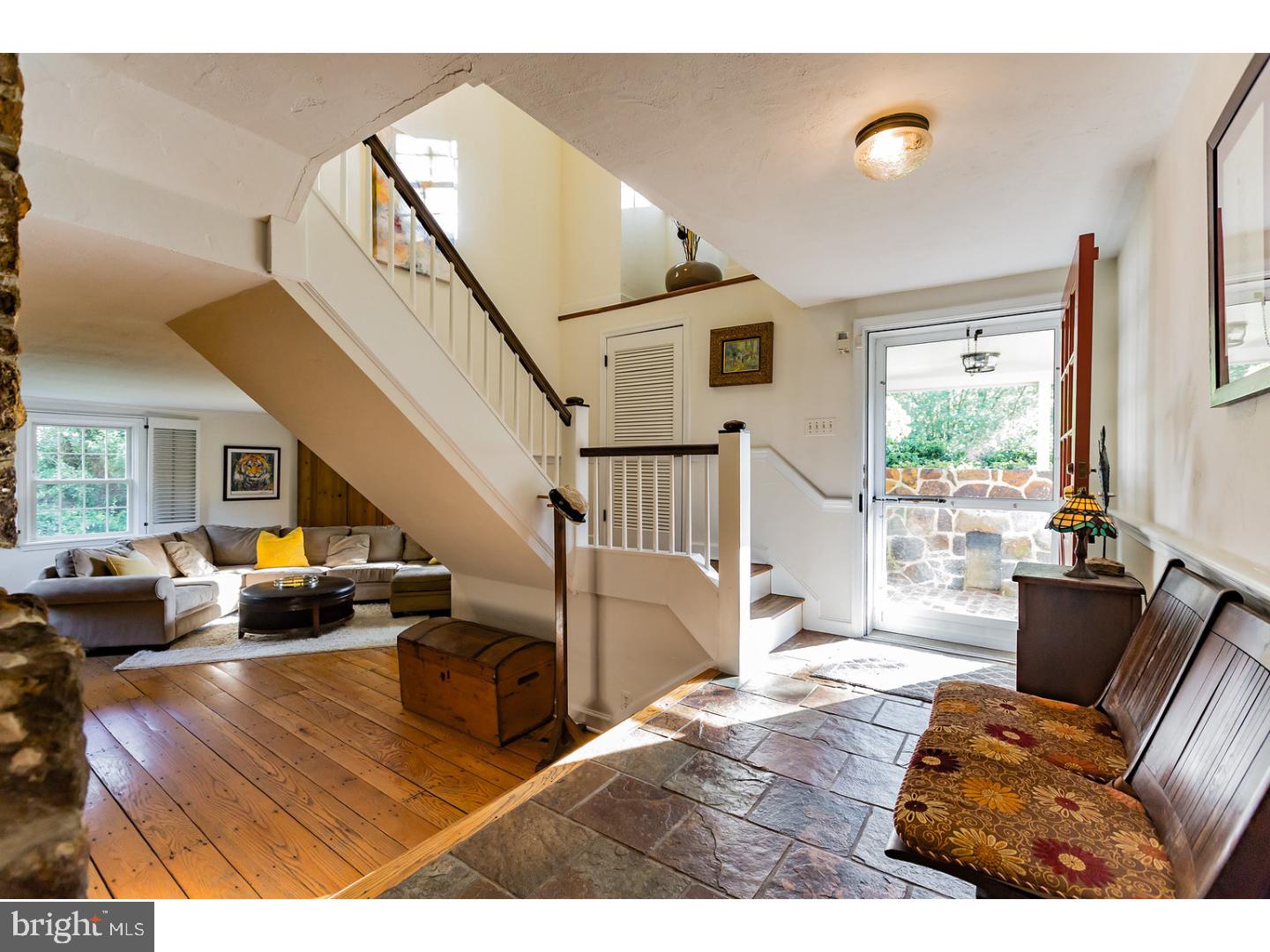 570 New Albany Road Moorestown, NJ 08057 - Photo 2 of 24 Foyer