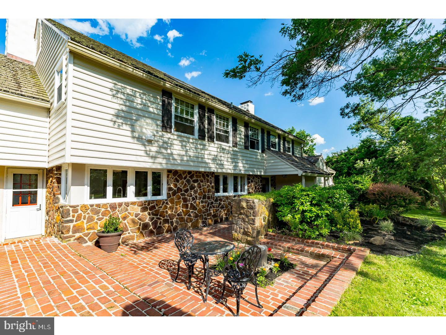 570 New Albany Road Moorestown, NJ 08057 - Photo 5 of 24 Exterior Front