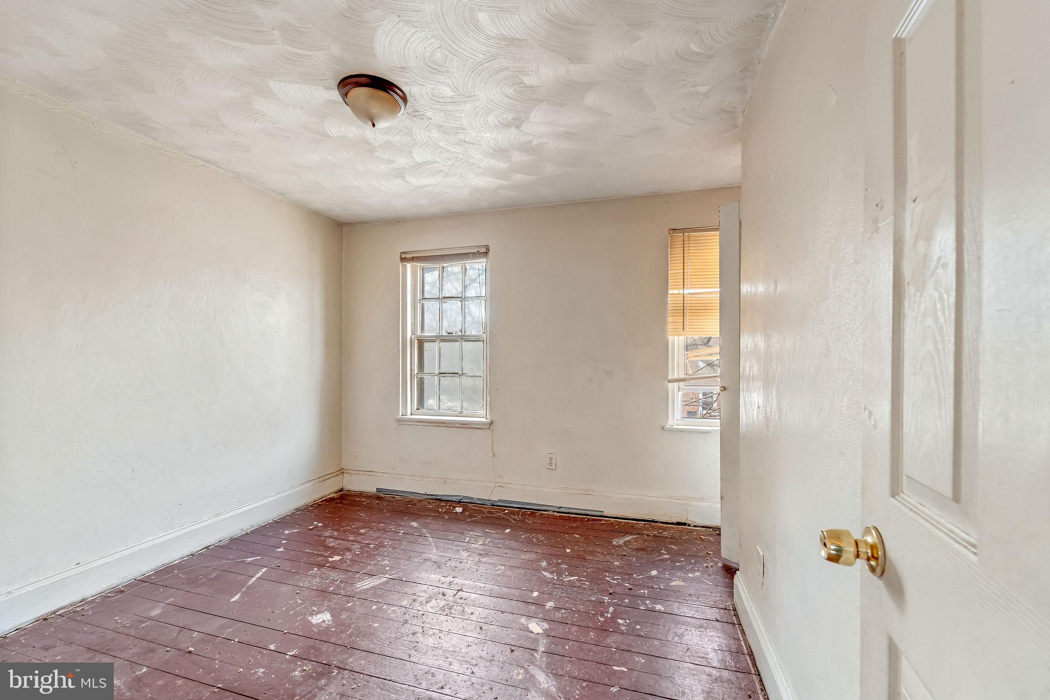 1070 Niagara Road Camden, NJ 08104 - Photo 12 of 18