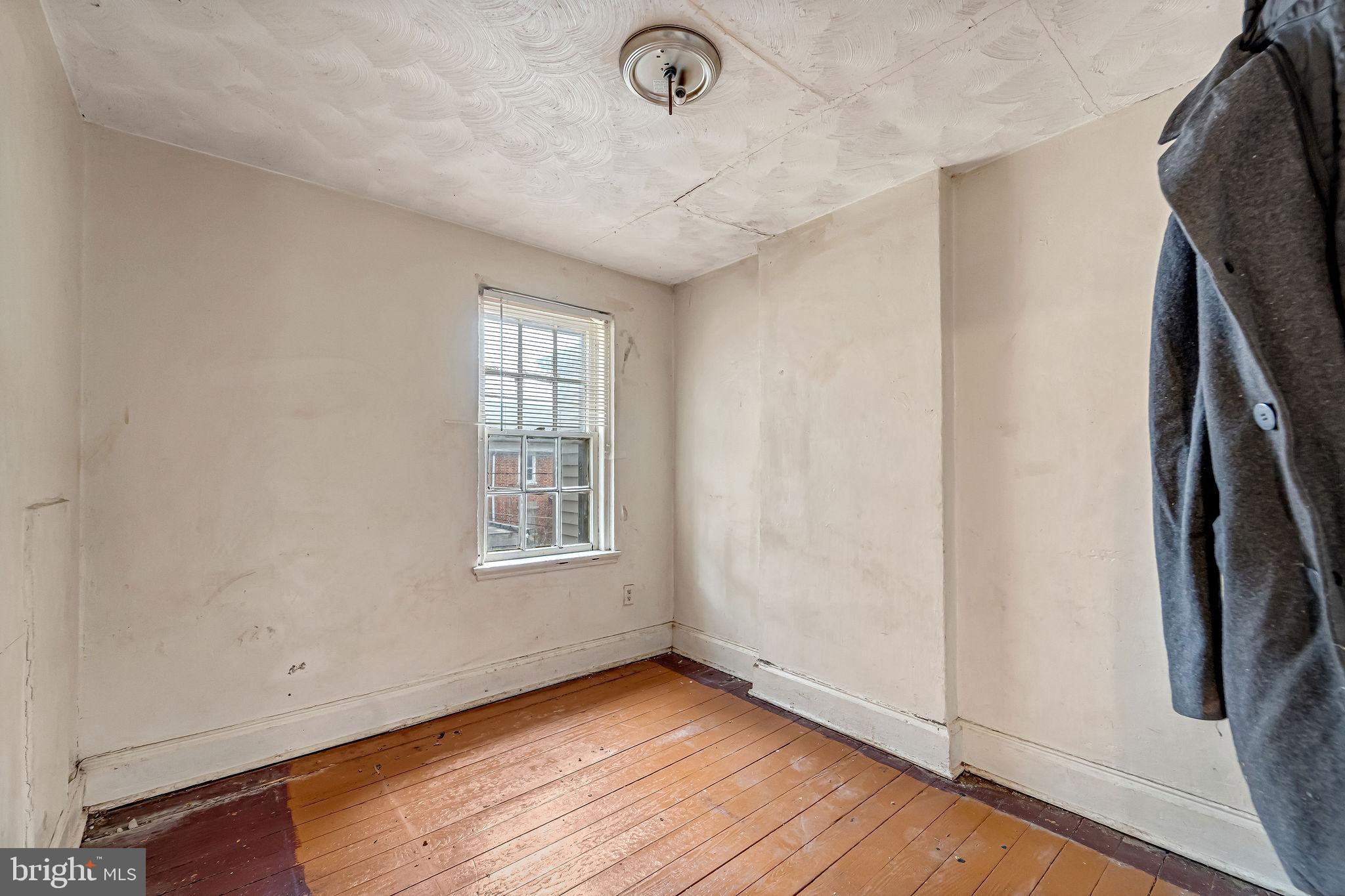 1070 Niagara Road Camden, NJ 08104 - Photo 14 of 18