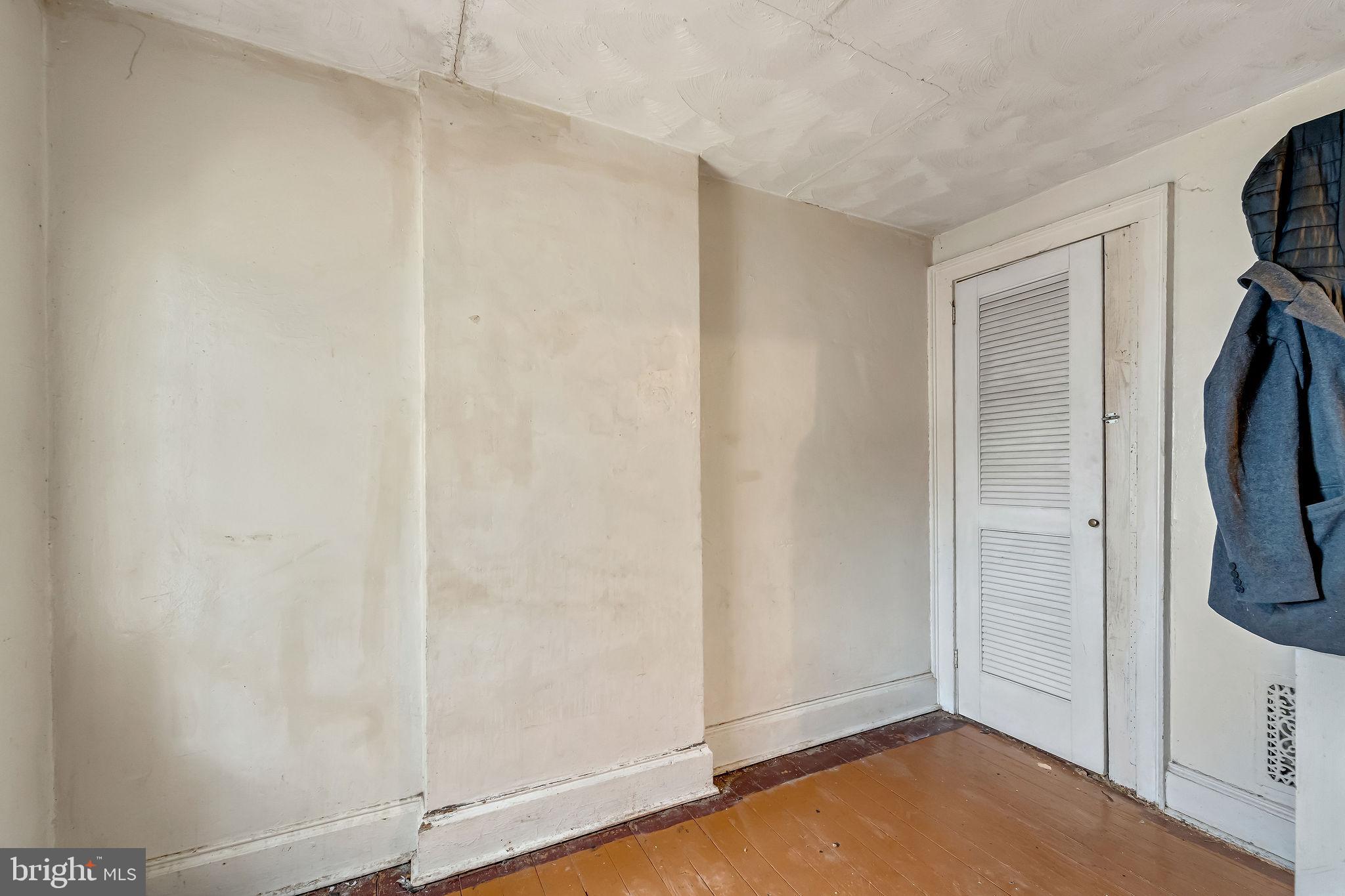 1070 Niagara Road Camden, NJ 08104 - Photo 15 of 18