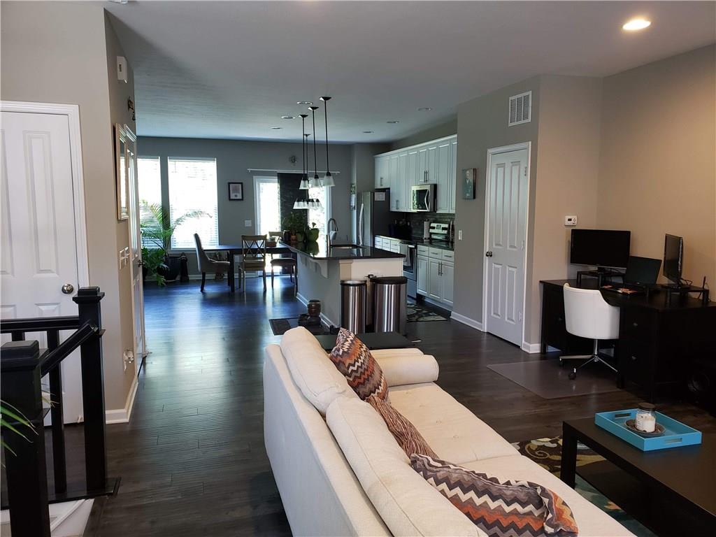 13062 Raritan Drive Fishers, IN 46038 - Photo 10 of 44 Gallery Image 10