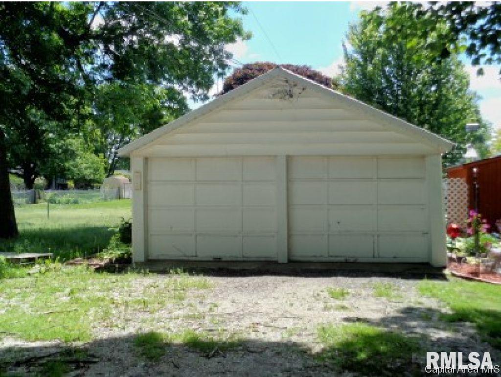 426 West Chestnut Street Oneida, IL 61467 - Photo 8 of 10 Gallery Image 8