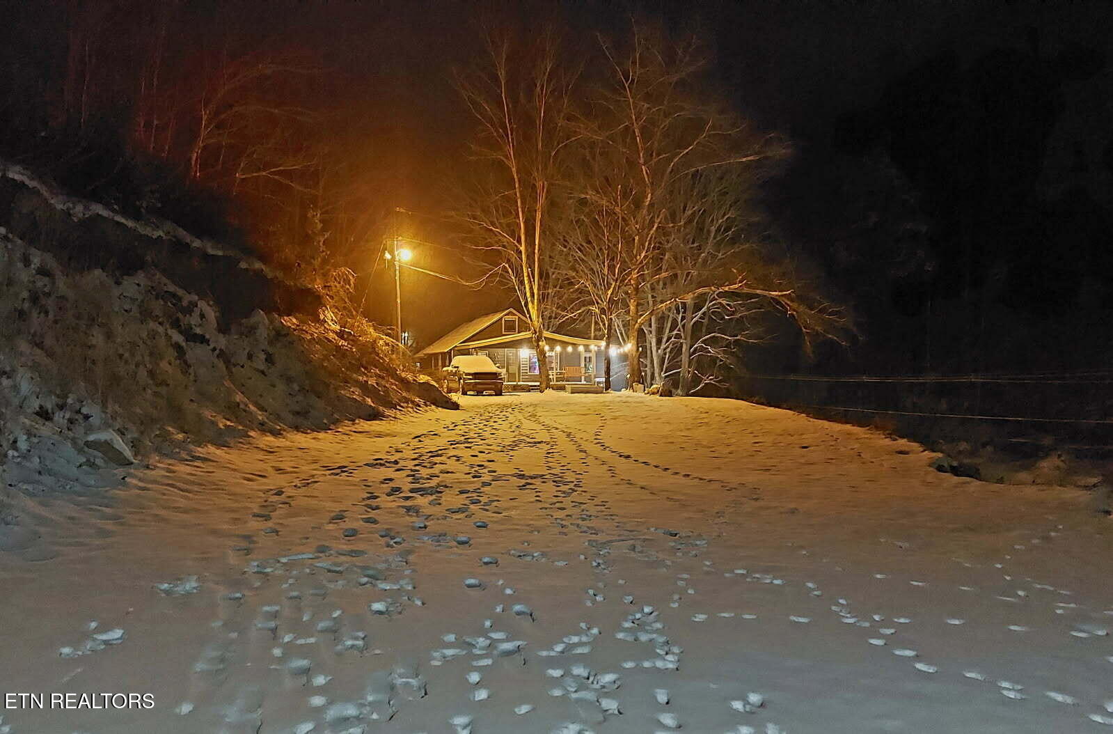 411 Rafter Road Tellico Plains, TN 37385 - Photo 34 of 34 Snowfall