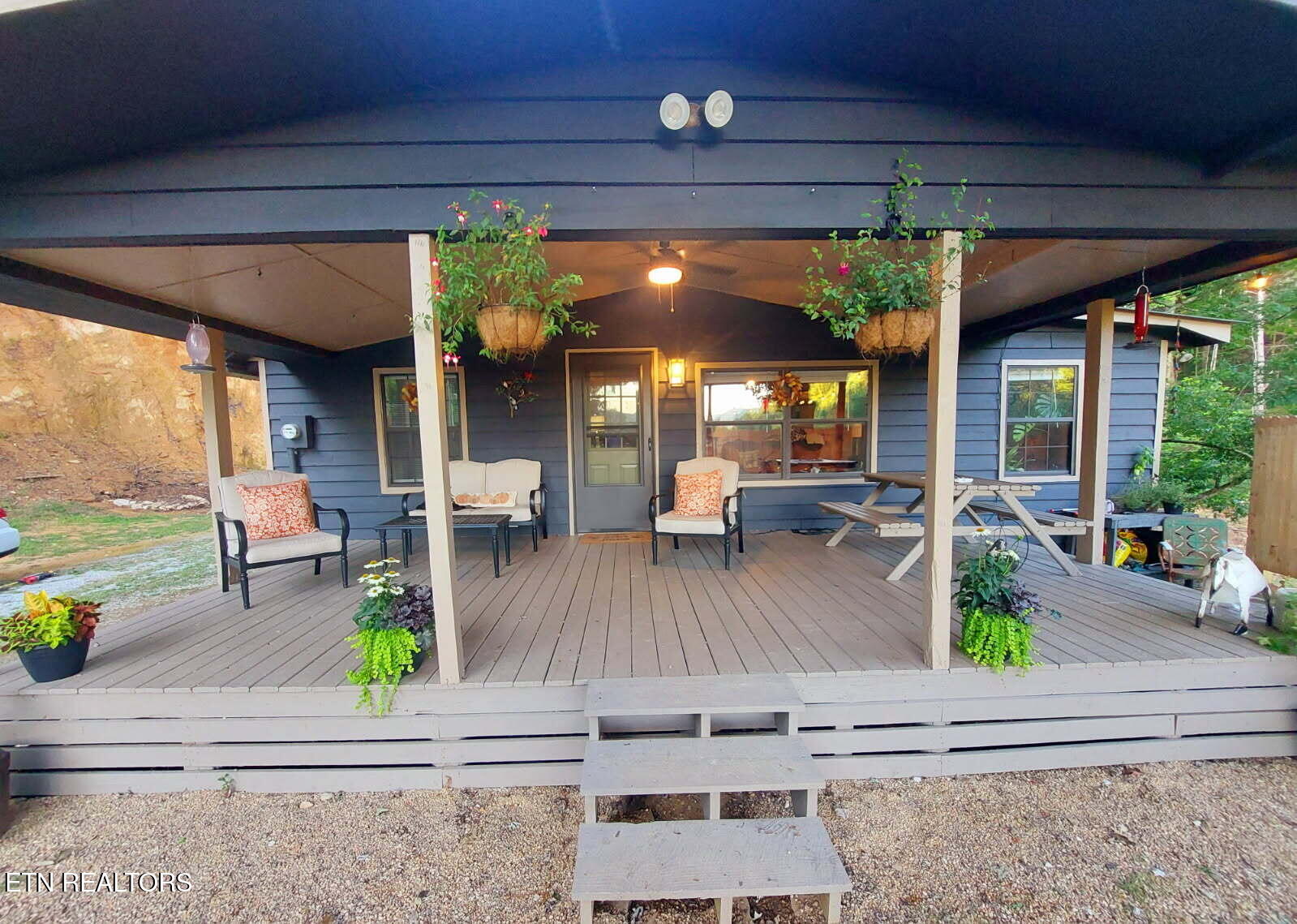 411 Rafter Road Tellico Plains, TN 37385 - Photo 4 of 34 Front Porch