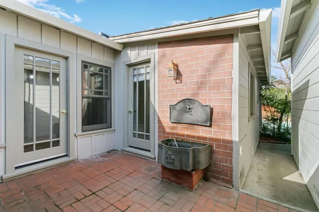 $2,625,000 | 2084 St Francis Way, San Carlos, CA 94070