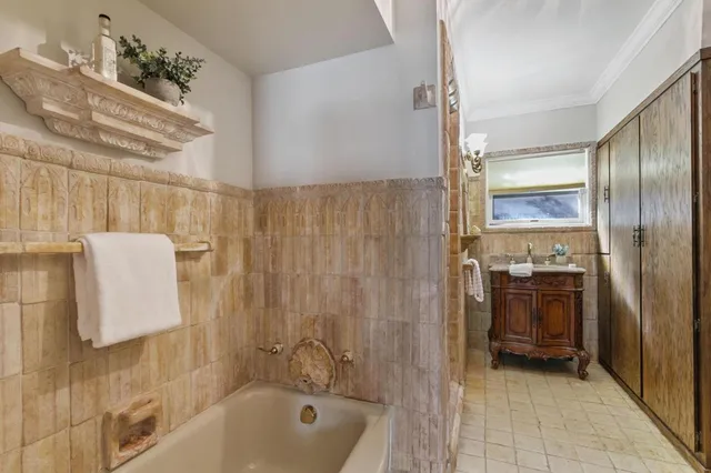 $2,625,000 | 2084 St Francis Way, San Carlos, CA 94070