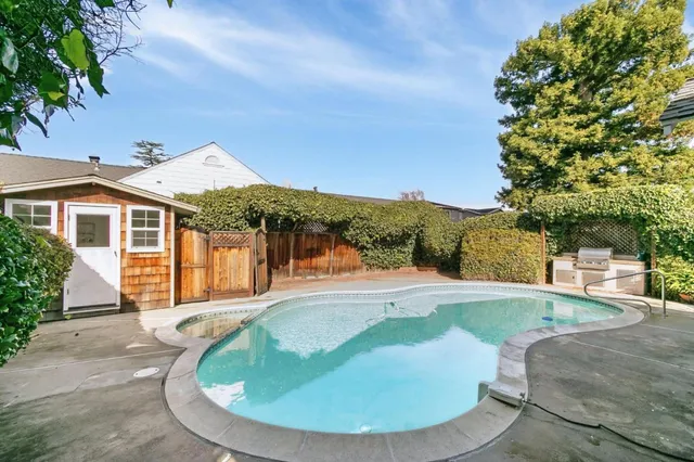 $2,625,000 | 2084 St Francis Way, San Carlos, CA 94070