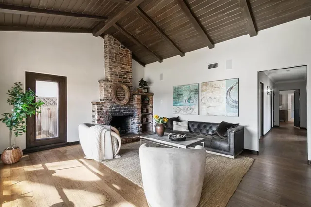 $2,625,000 | 2084 St Francis Way, San Carlos, CA 94070