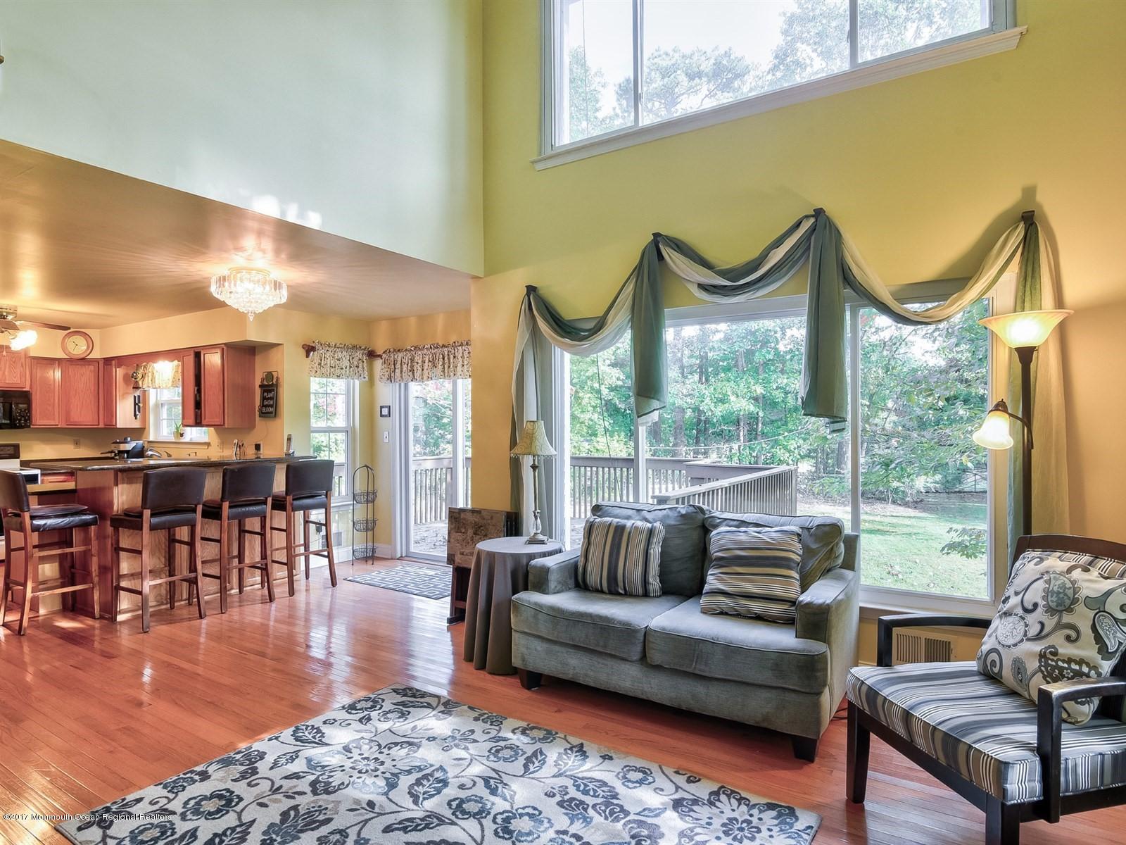 4 Shepherds Way Jackson, NJ 08527 - Photo 12 of 25 014_Family Room