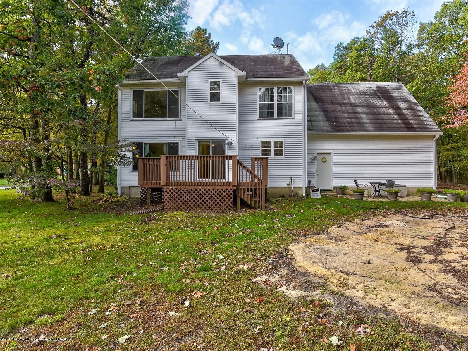 4 Shepherds Way Jackson, NJ 08527 - Photo 24 of 25 025_Rear View