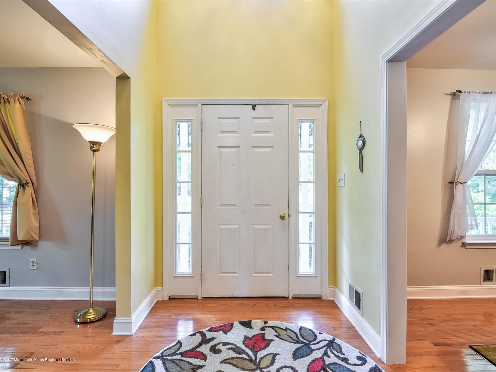 4 Shepherds Way Jackson, NJ 08527 - Photo 5 of 25 005_Foyer