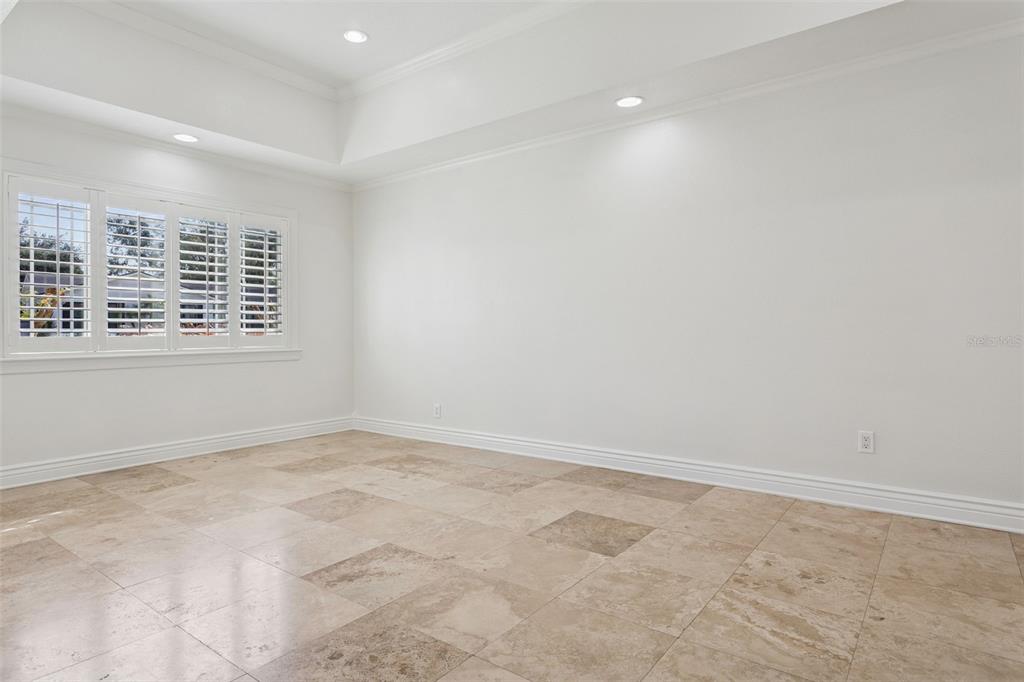 11606 Lipsey Road Tampa, FL 33618 - Photo 24 of 100