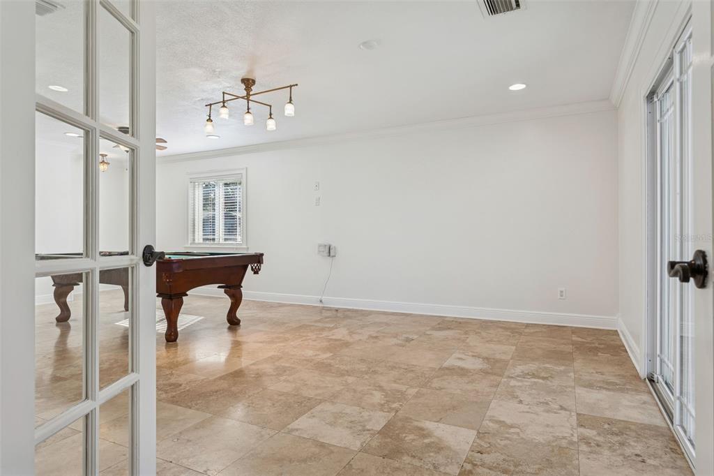 11606 Lipsey Road Tampa, FL 33618 - Photo 30 of 100