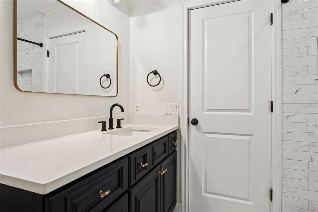 11606 Lipsey Road Tampa, FL 33618 - Photo 38 of 100