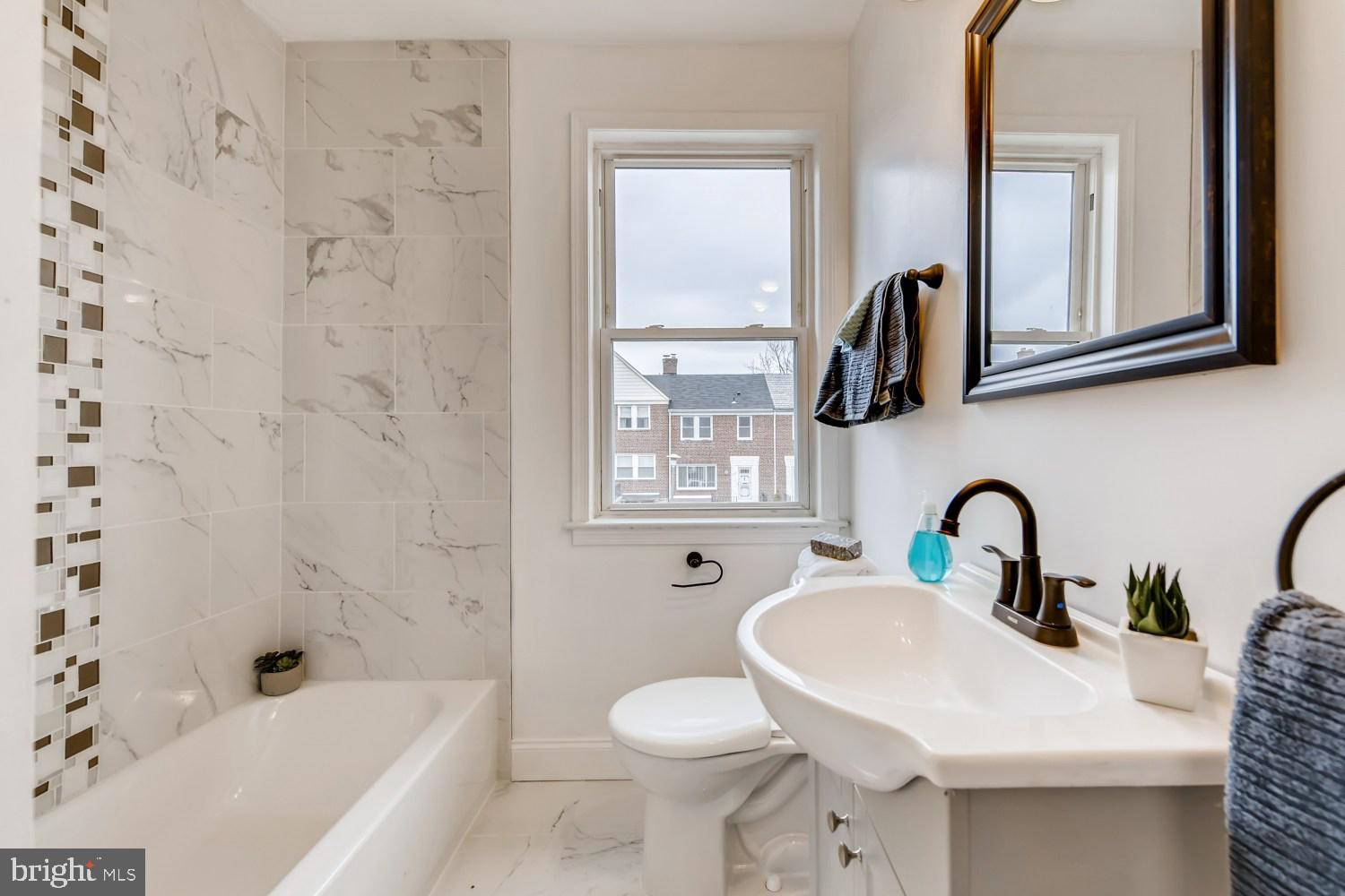 1639 Shadyside Road Baltimore, MD 21218 - Photo 14 of 25 Bathroom