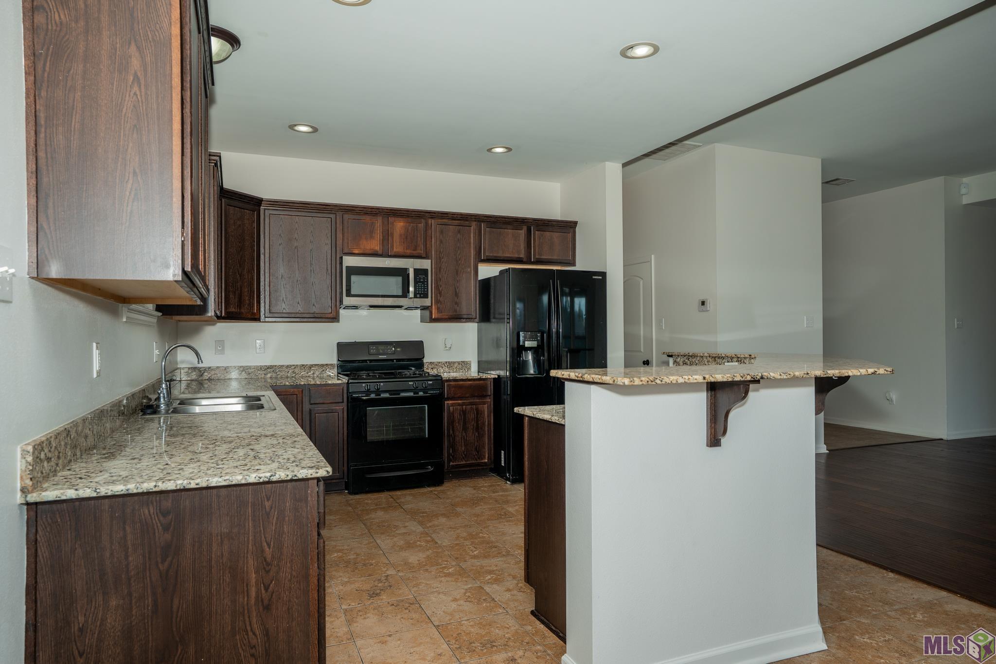 42308 Devall Road Prairieville, LA 70769 - Photo 13 of 48 Gallery Image 13