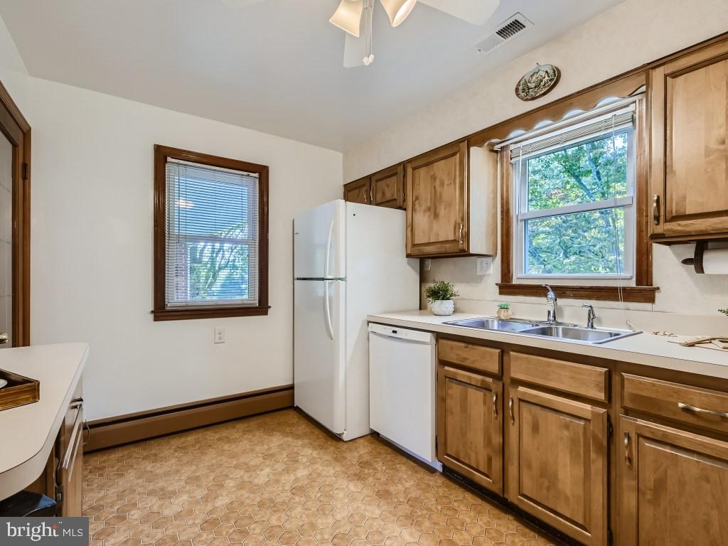 12920 Princeton Road Middle River, MD 21220 - Photo 13 of 38