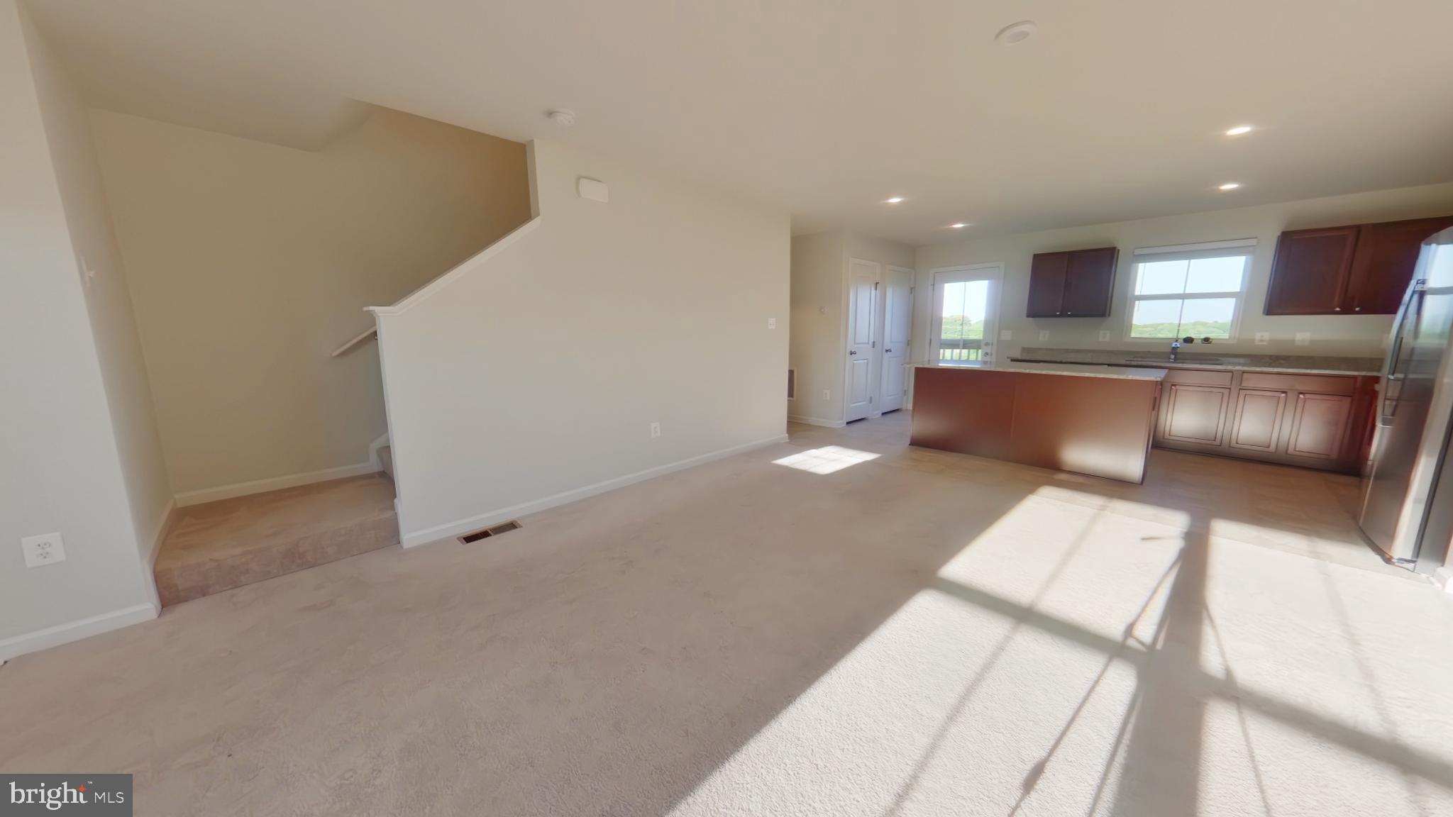 15 Singleton Way Martinsburg, WV 25403 - Photo 3 of 16