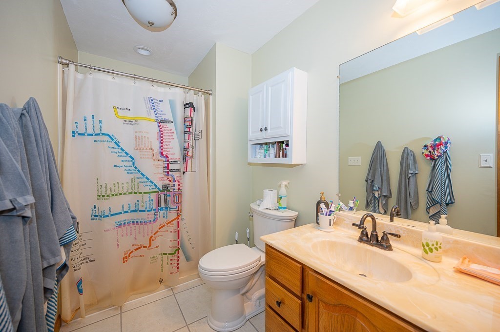 49 Oxford Road Charlton, MA 01507 - Photo 16 of 30