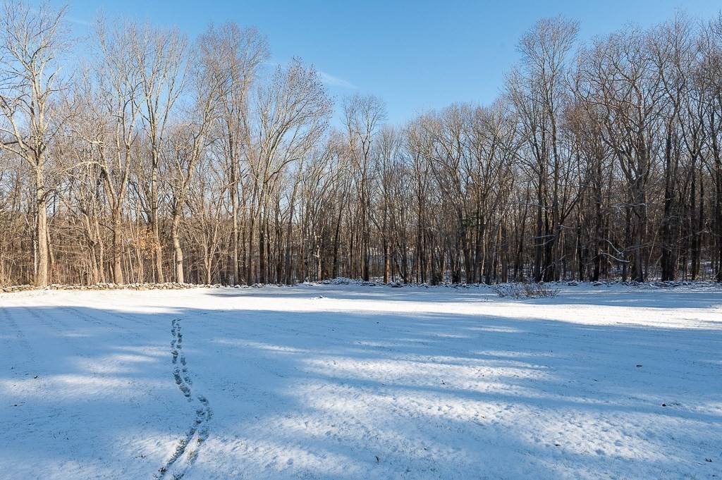 49 Oxford Road Charlton, MA 01507 - Photo 22 of 30