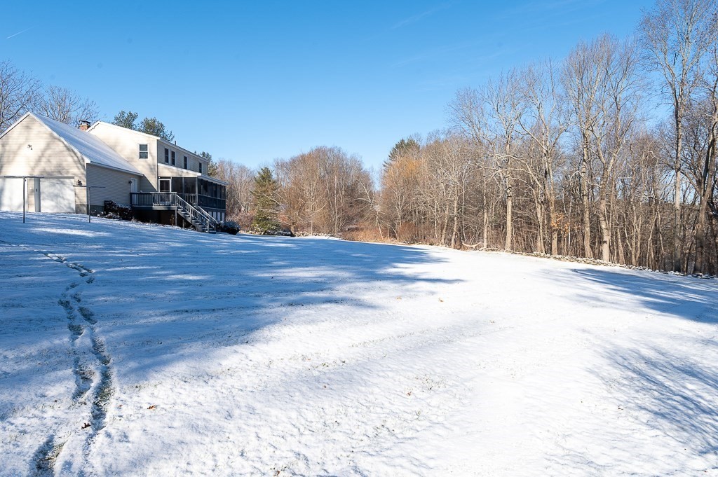 49 Oxford Road Charlton, MA 01507 - Photo 23 of 30