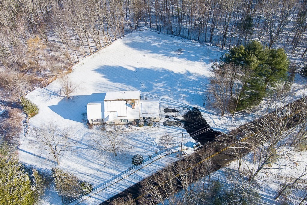 49 Oxford Road Charlton, MA 01507 - Photo 3 of 30