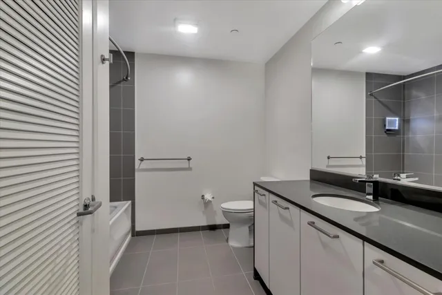 $3,395 | 1075 Market Street, Unit 410, San Francisco, CA 94103