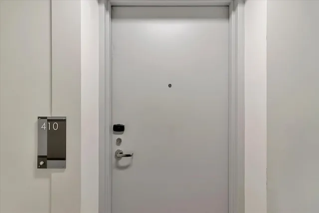 $3,395 | 1075 Market Street, Unit 410, San Francisco, CA 94103