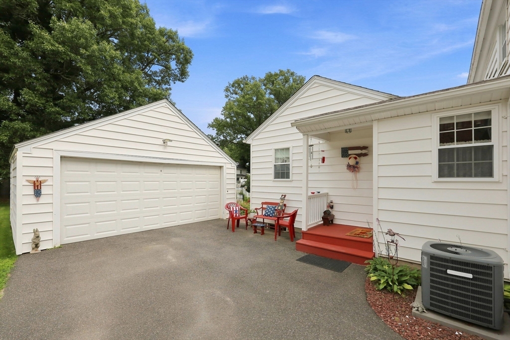 141 Harwich Road West Springfield, MA 01089 - Photo 36 of 38 Gallery Image 36