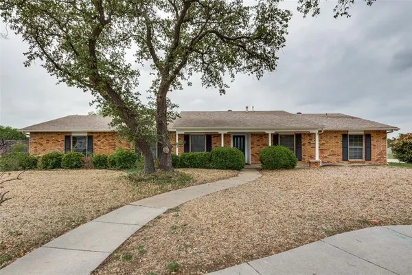 $2,650 | 4931 South Colony Boulevard, The Colony, TX 75056