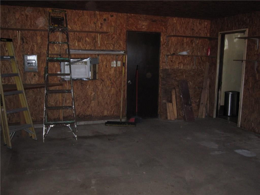 2678 South Spiceland Road New Castle, IN 47362 - Photo 13 of 21 Gallery Image 13