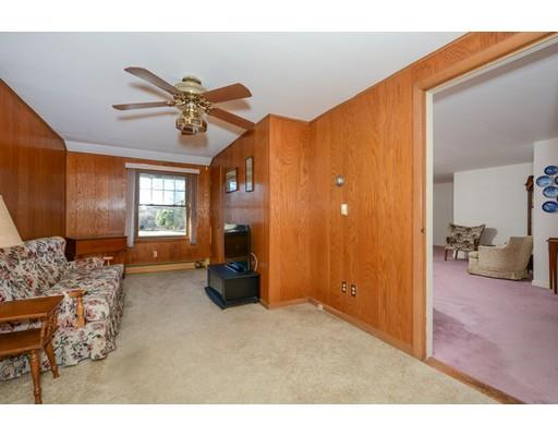 63 Edgewood Road Shrewsbury, MA 01545 - Photo 11 of 27 Gallery Image 11