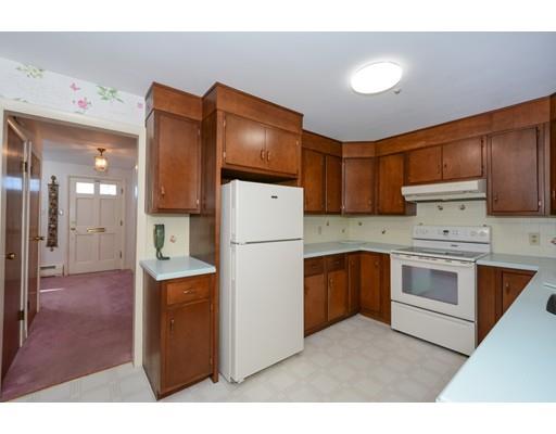 63 Edgewood Road Shrewsbury, MA 01545 - Photo 12 of 27 Gallery Image 12