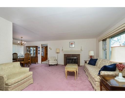 63 Edgewood Road Shrewsbury, MA 01545 - Photo 3 of 27 Gallery Image 3
