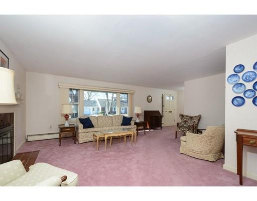 63 Edgewood Road Shrewsbury, MA 01545 - Photo 5 of 27 Gallery Image 5