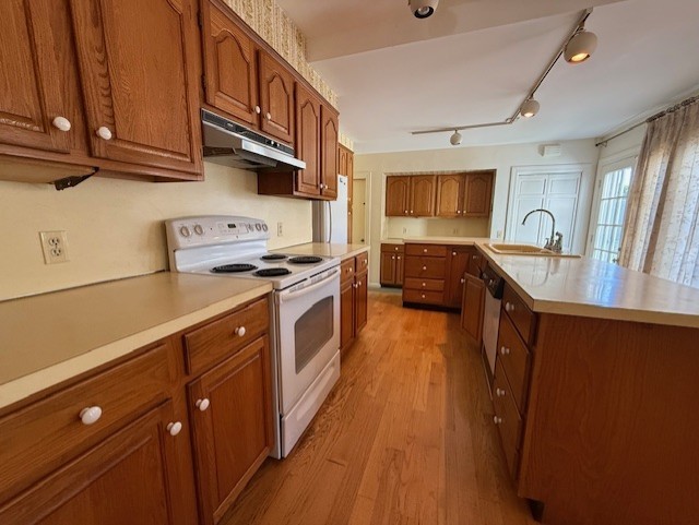 37 Post Road Westerly, RI 02891 - Photo 8 of 42